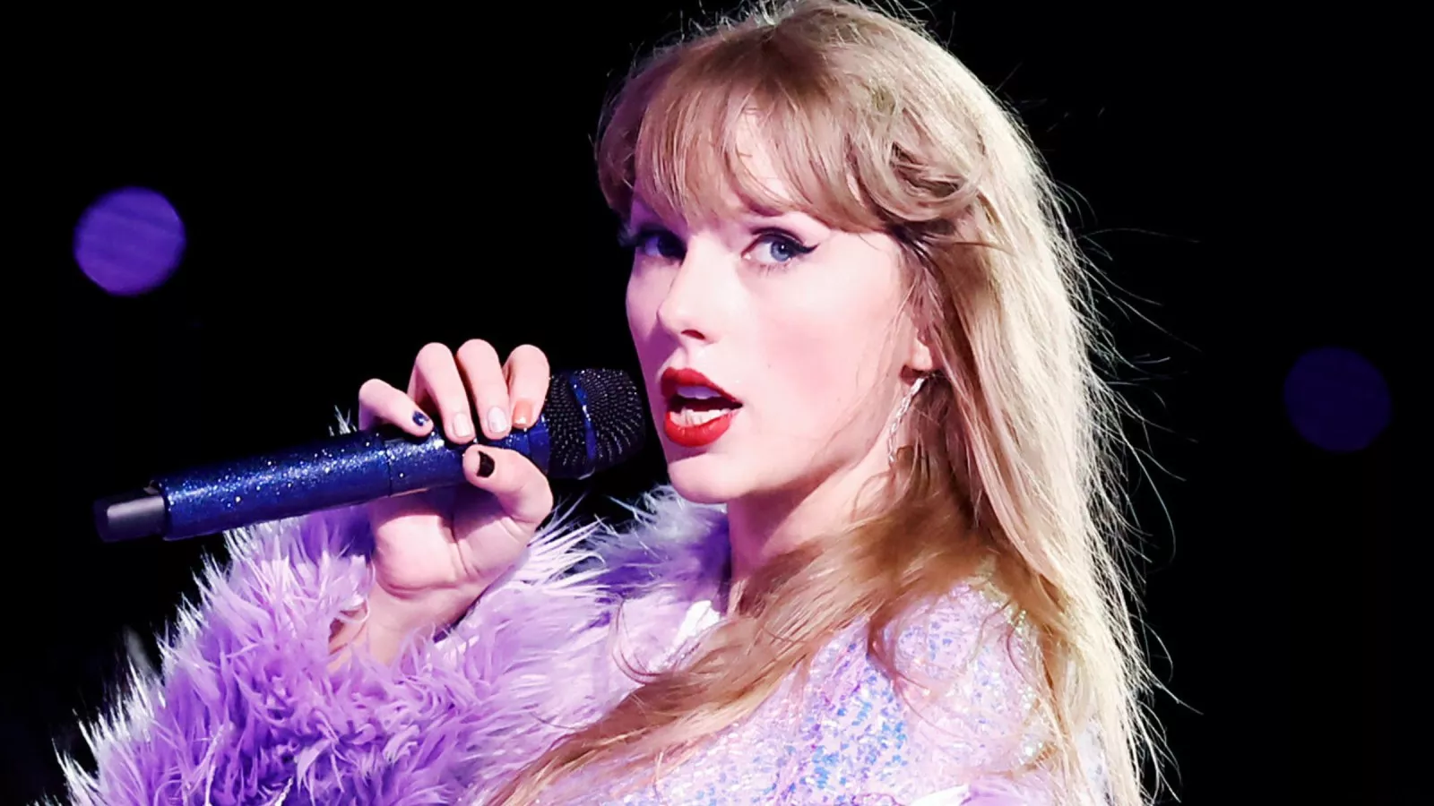 Taylor Swift Accused of Lip-Syncing - Newsweek