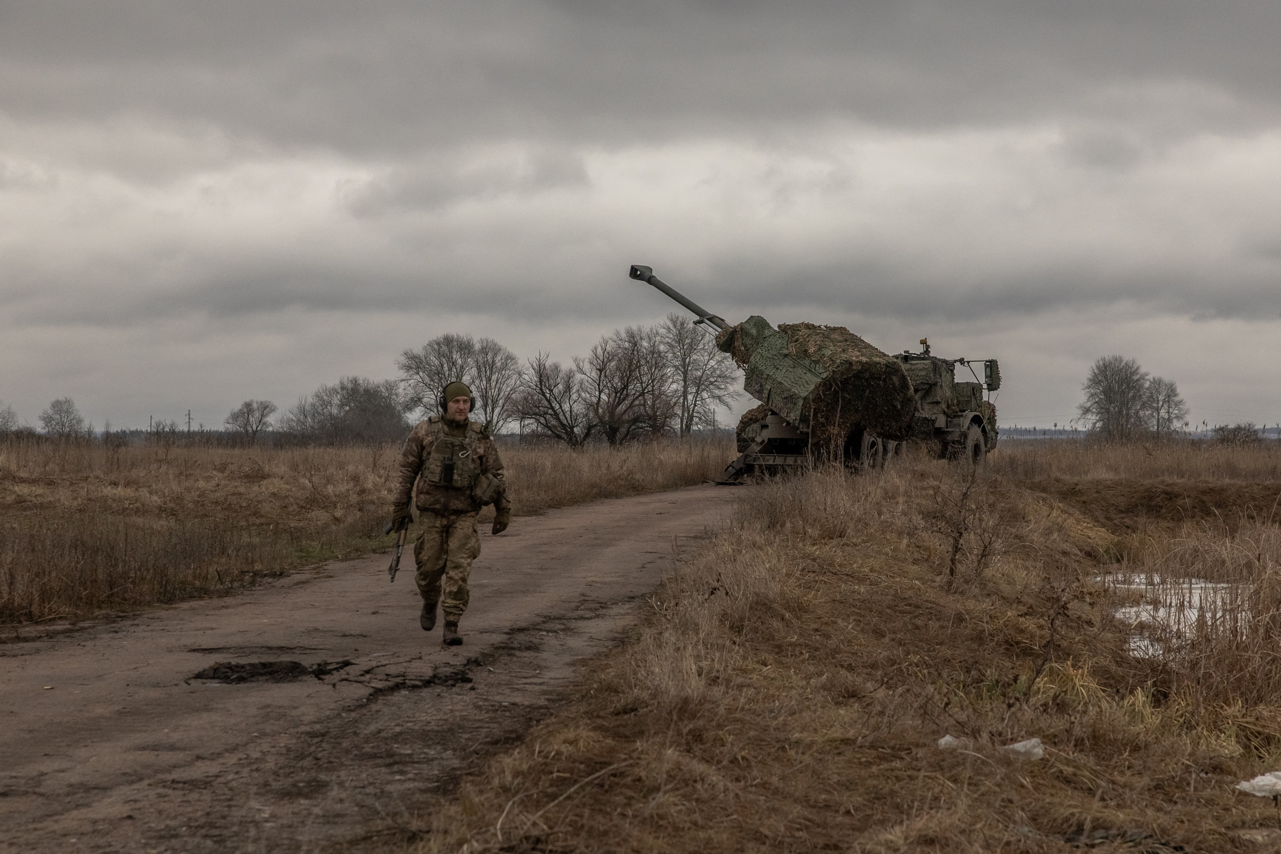 An Ukrainian 155mm artillery shell. : r/Military