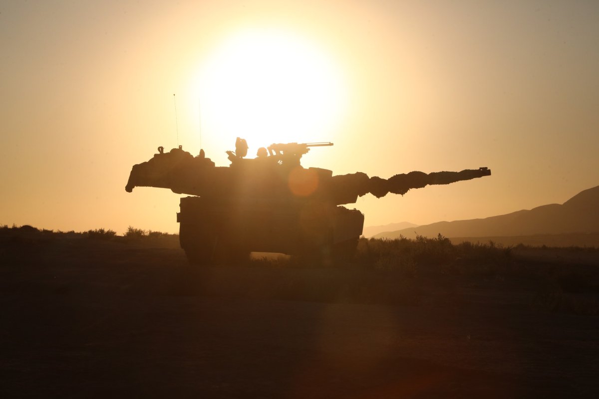 Abrams Tank Crew Trains at Fort Irwin