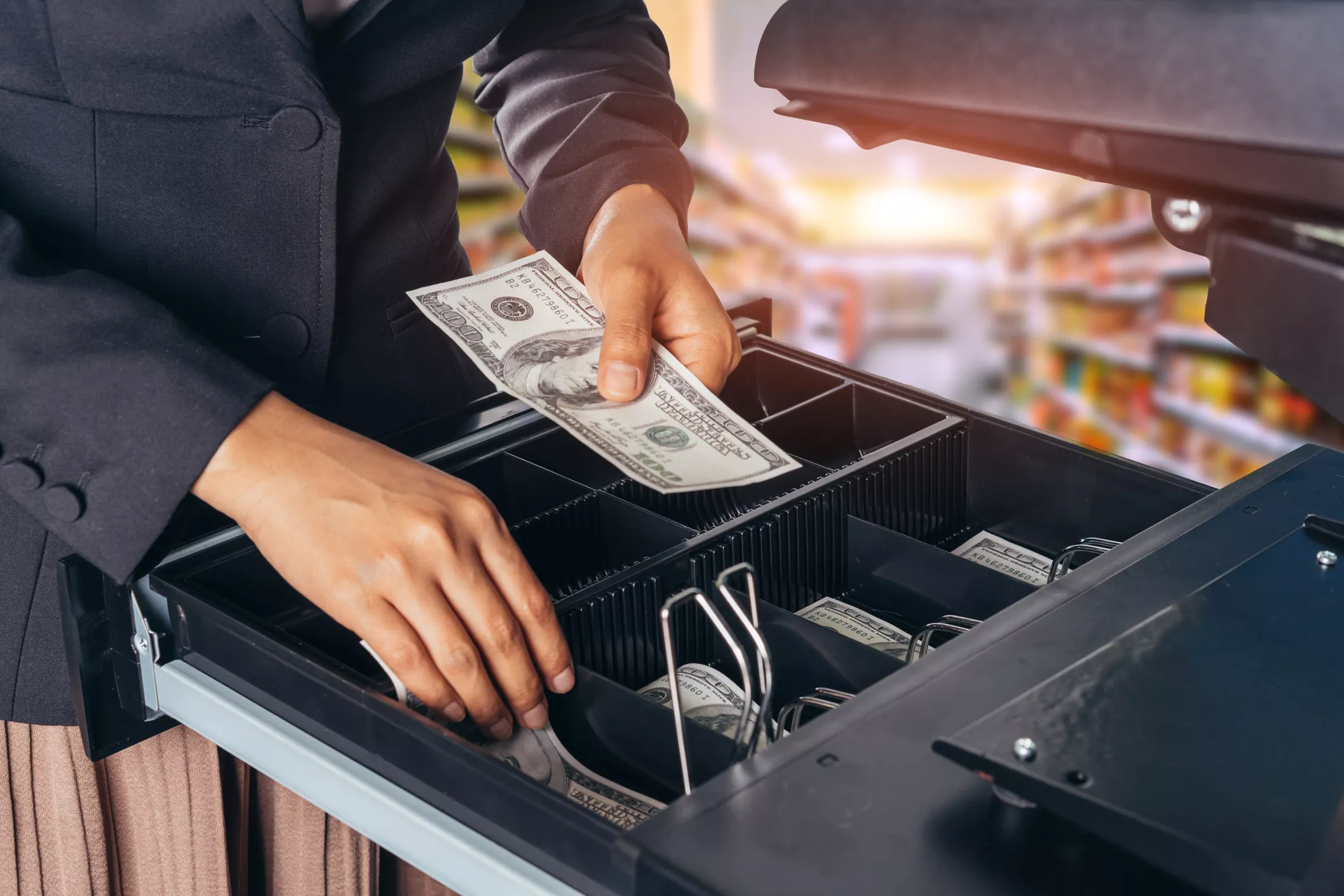 Florida Residents Decry Proposed Sales Tax Hike: 'Extremely Unfair' - Vimarsana News
