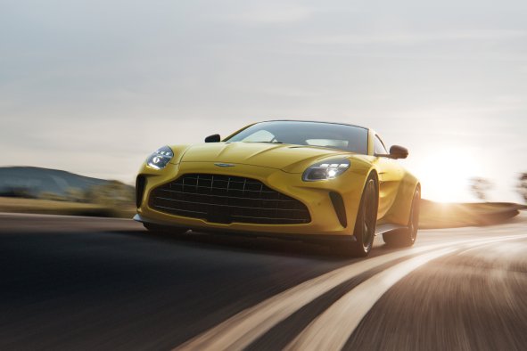 New Aston Martin Vantage Powers Up To Take On Porsche, Mercedes