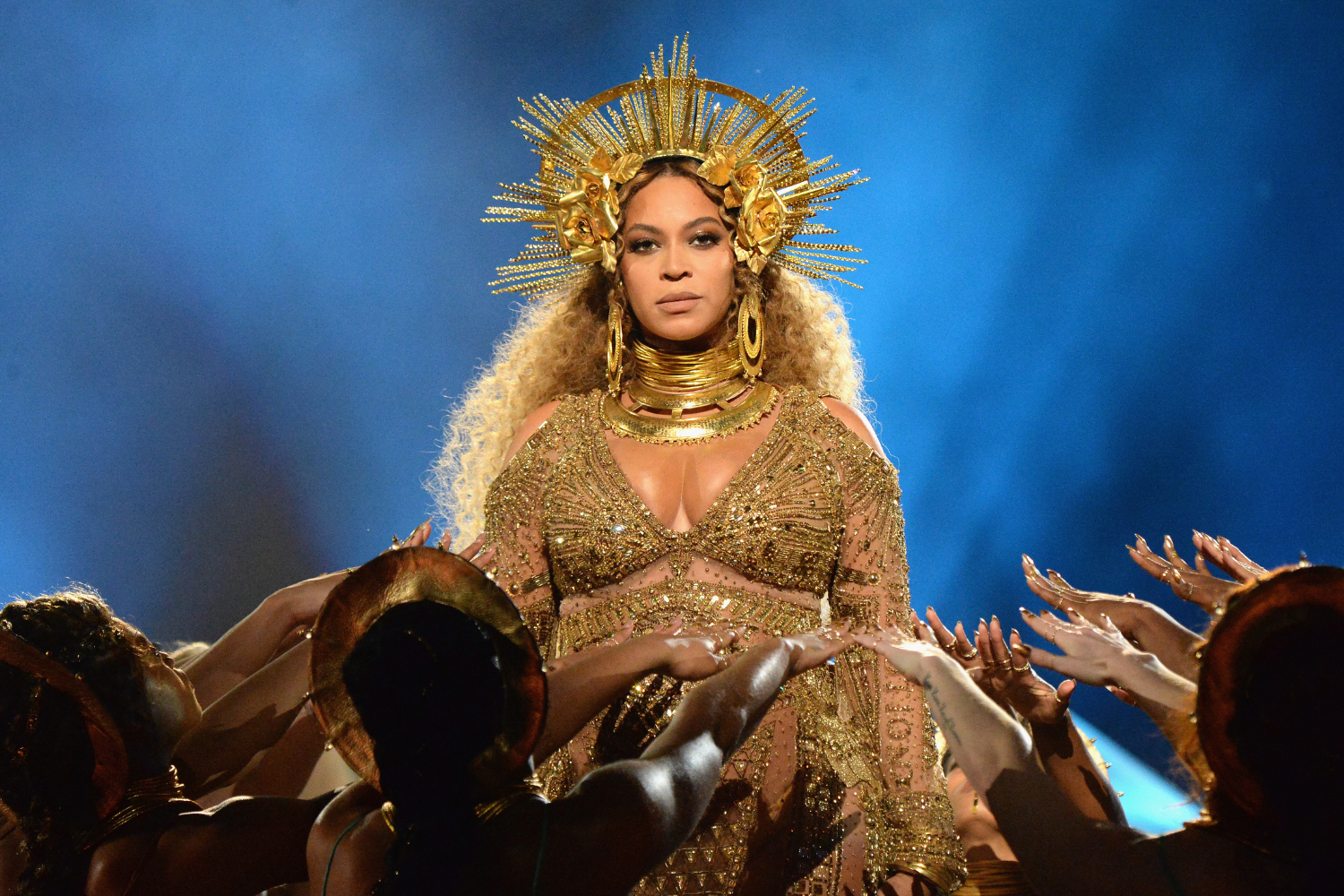 Beyonc&eacute; Compared to Dog by Country Music Singer