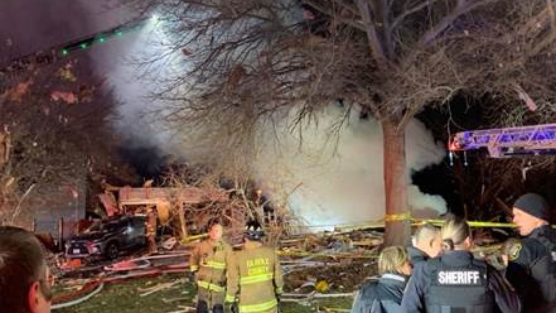 Virginia House Explosion Leaves Firefighter Dead as Videos Show Devastation Newsweek