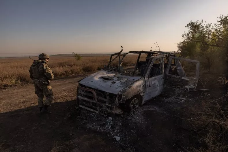 Ukraine Video Shows 18 Russian Vehicles Wiped Out As Offensive Thwarted Ukraine Video Shows 18 Russian Vehicles Wiped Out As Offensive Thwarted