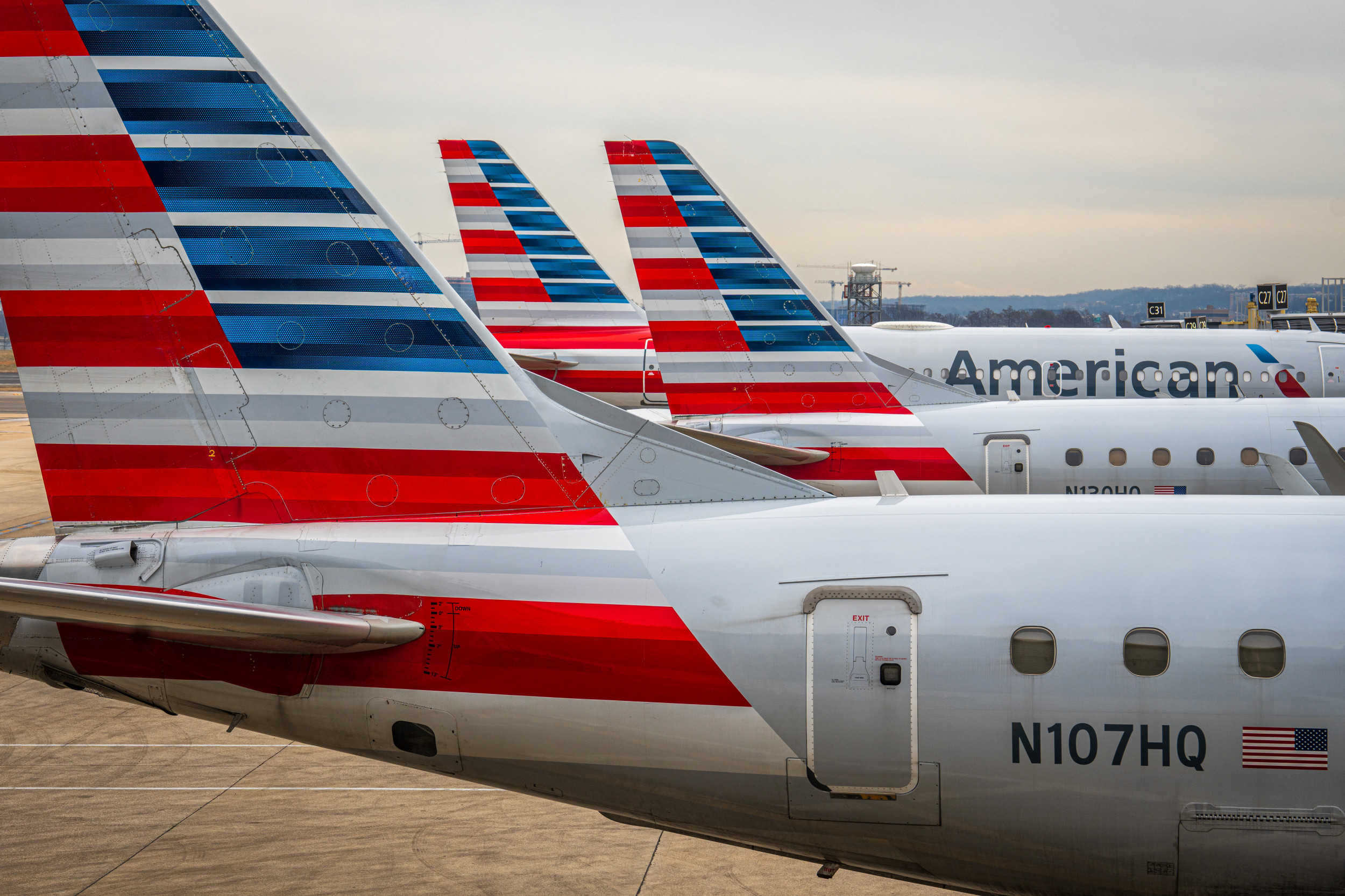 Daftar lengkap maskapai penerbangan AS yang menaikkan biaya bagasi terdaftar