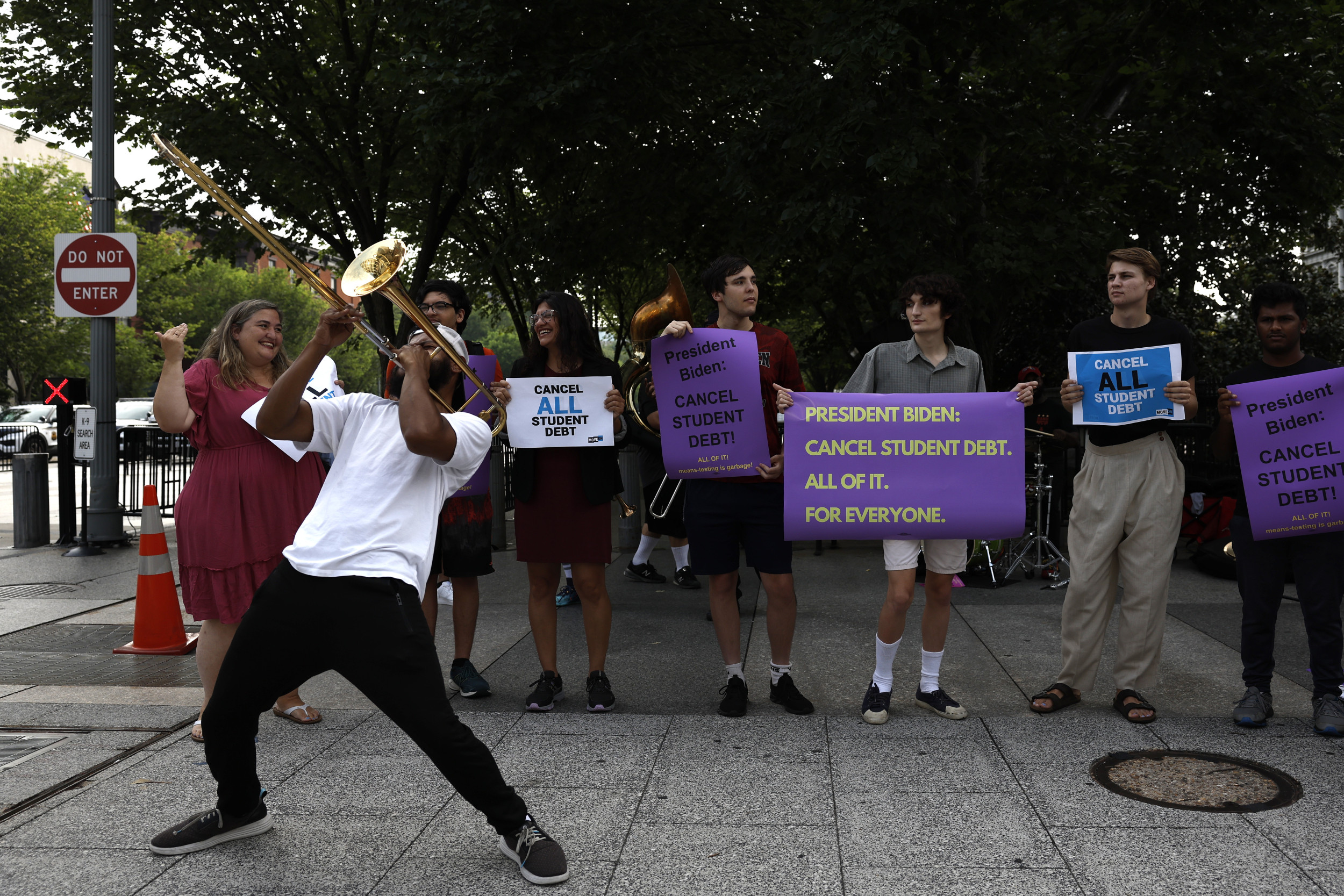 Student Loan Borrowers Urged to Check Emails for Cancellation Eligibility