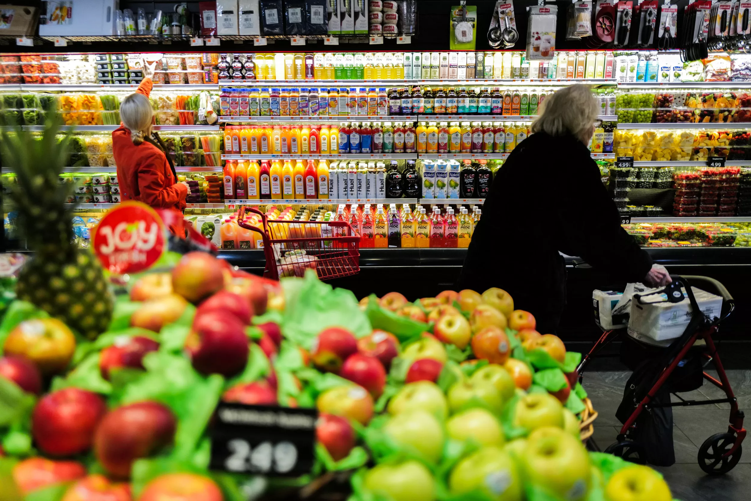 Fact Check: Does Viral Photo Show Impact of NY Trucker Boycott? - Newsweek