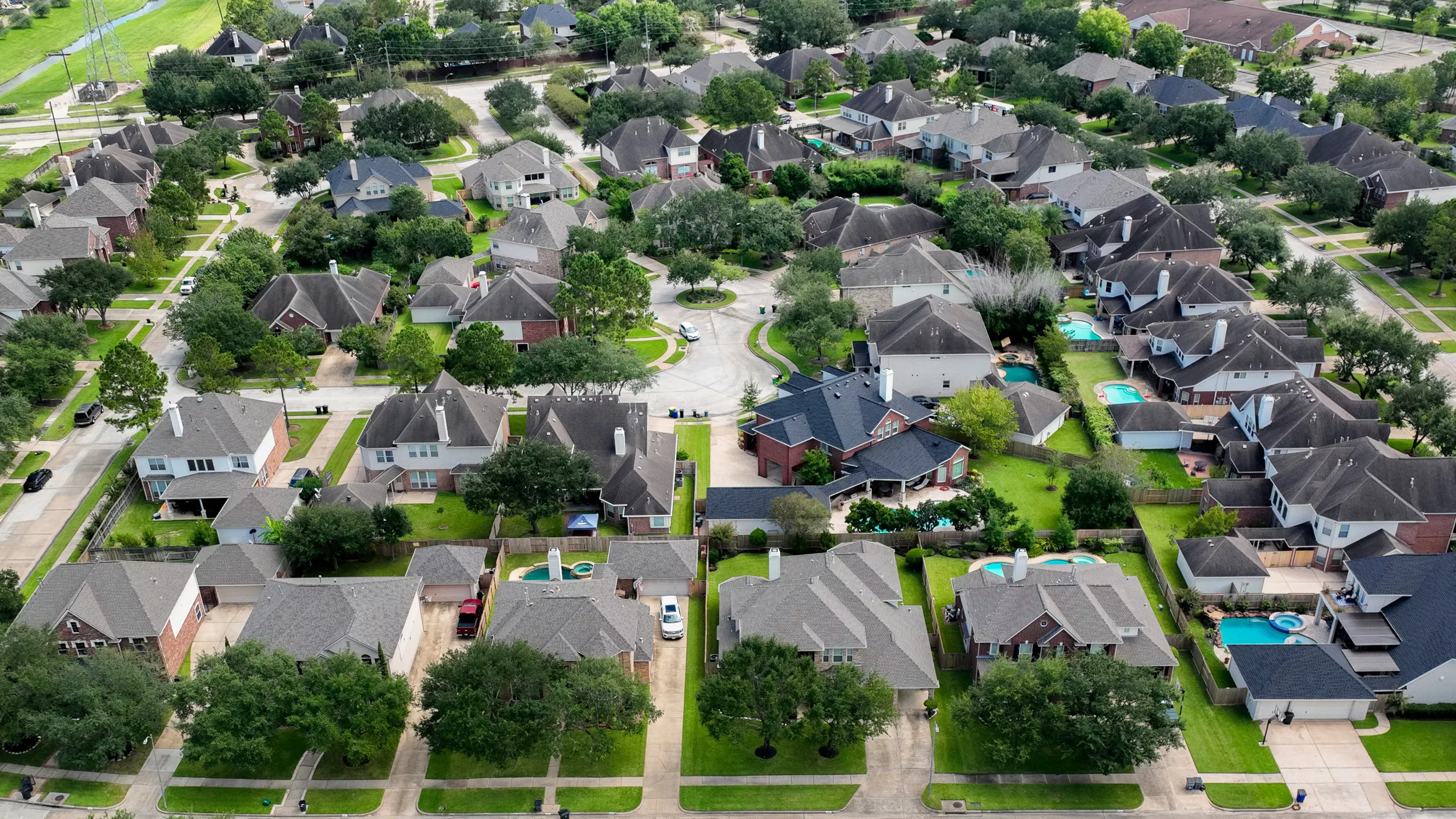 Housing Market's Bucking Historical Trends - Vimarsana News