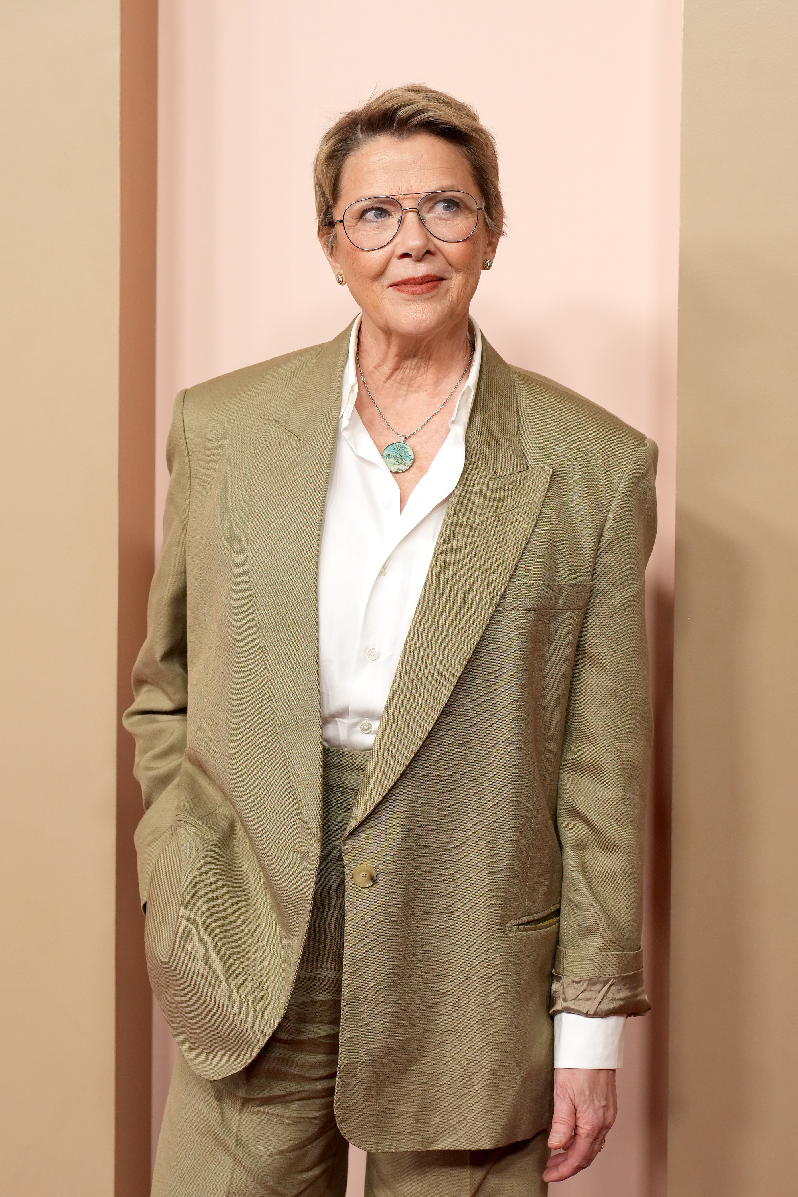 Annette Bening Leanaí 2024 Annette Bening To Receive Evolution ICON