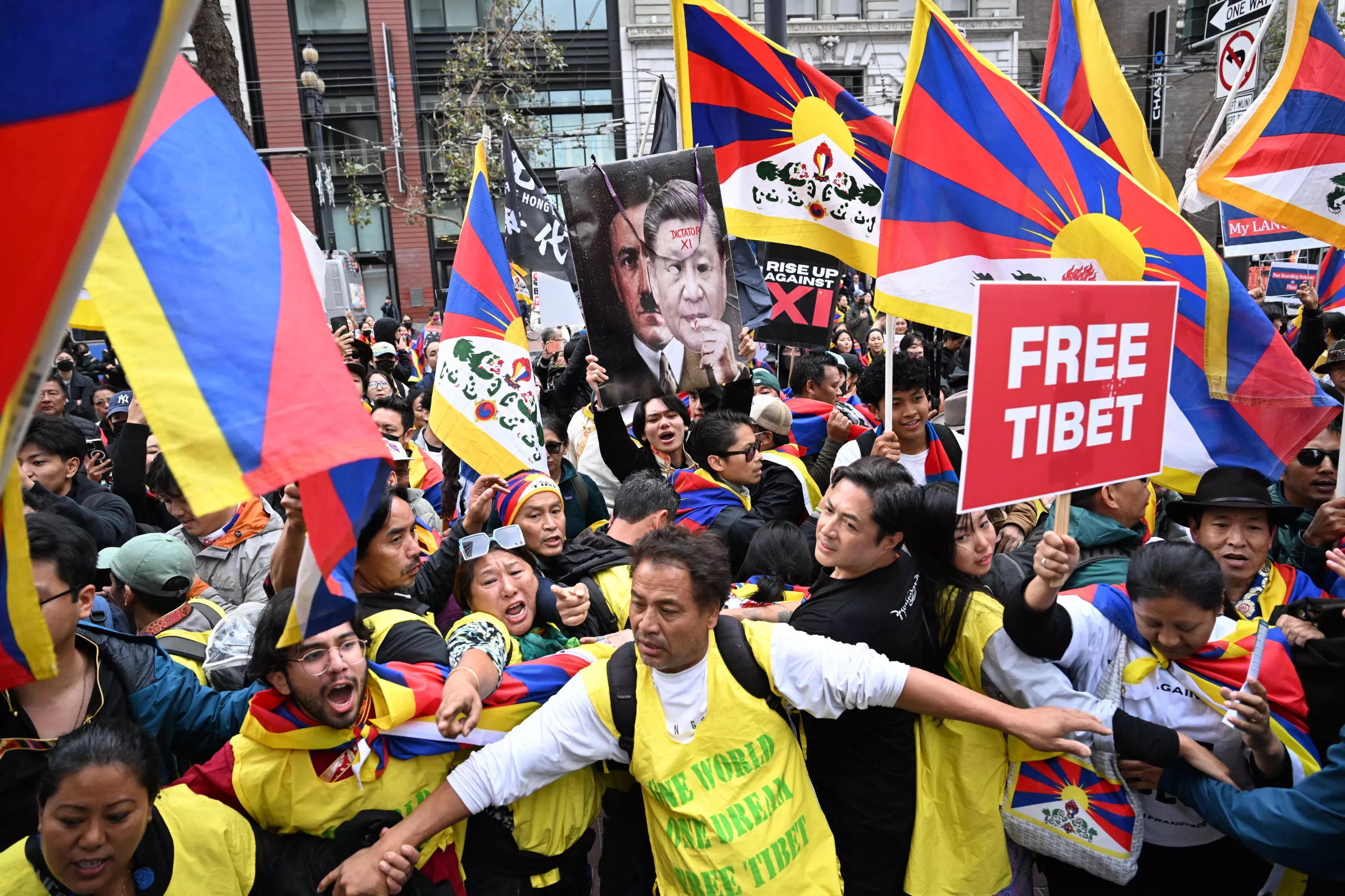 Chinese Police Arrest Hundreds of Tibetan Protesters - Vimarsana News