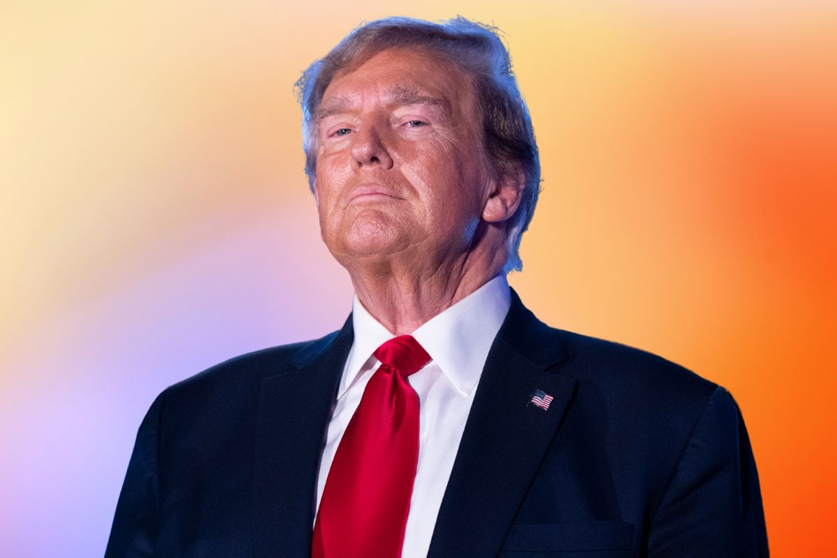 Donald Trump's Leg in Video Raises Eyebrows Newsweek