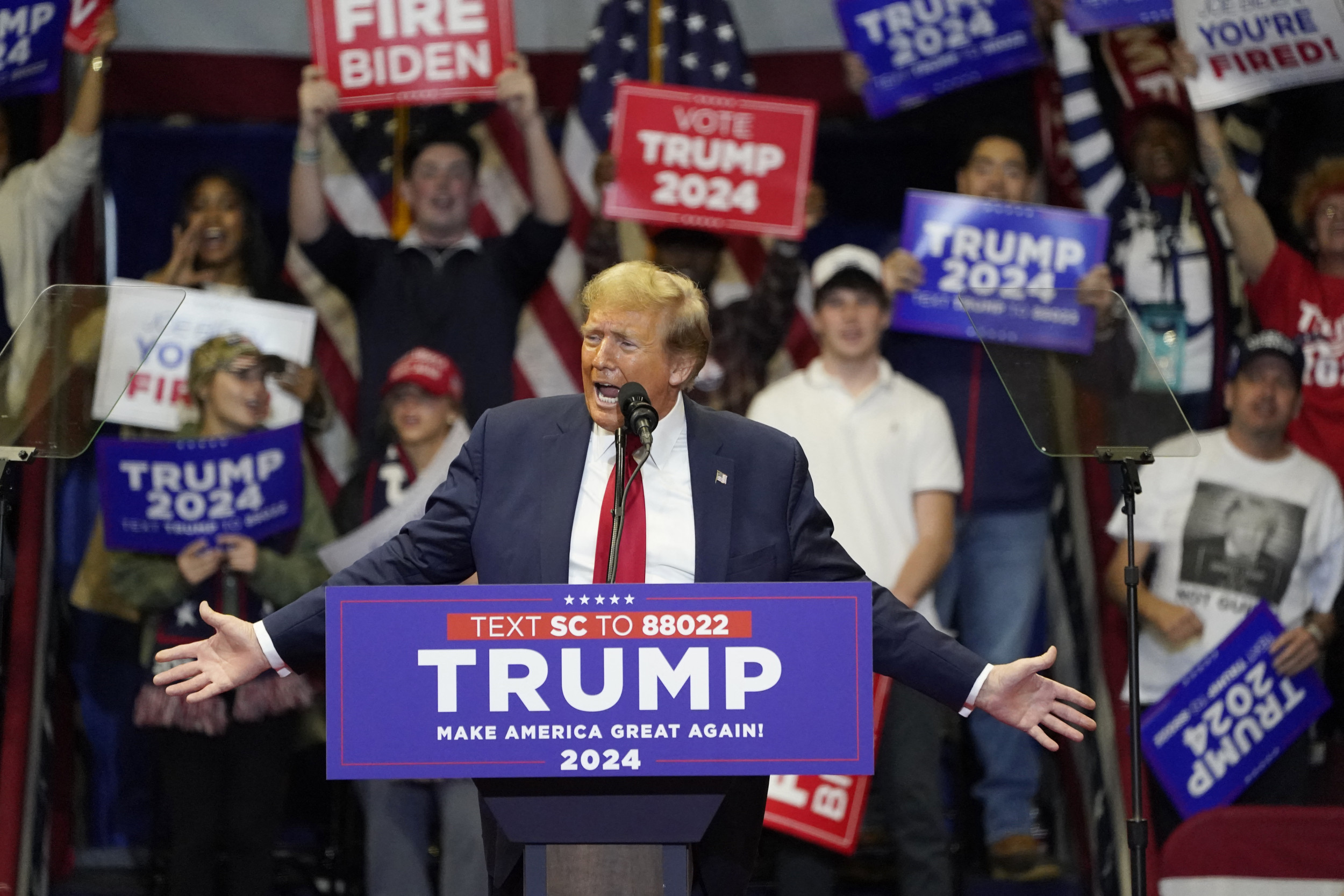 Mary Trump Reveals What Keeps Donald Trump Up at Night