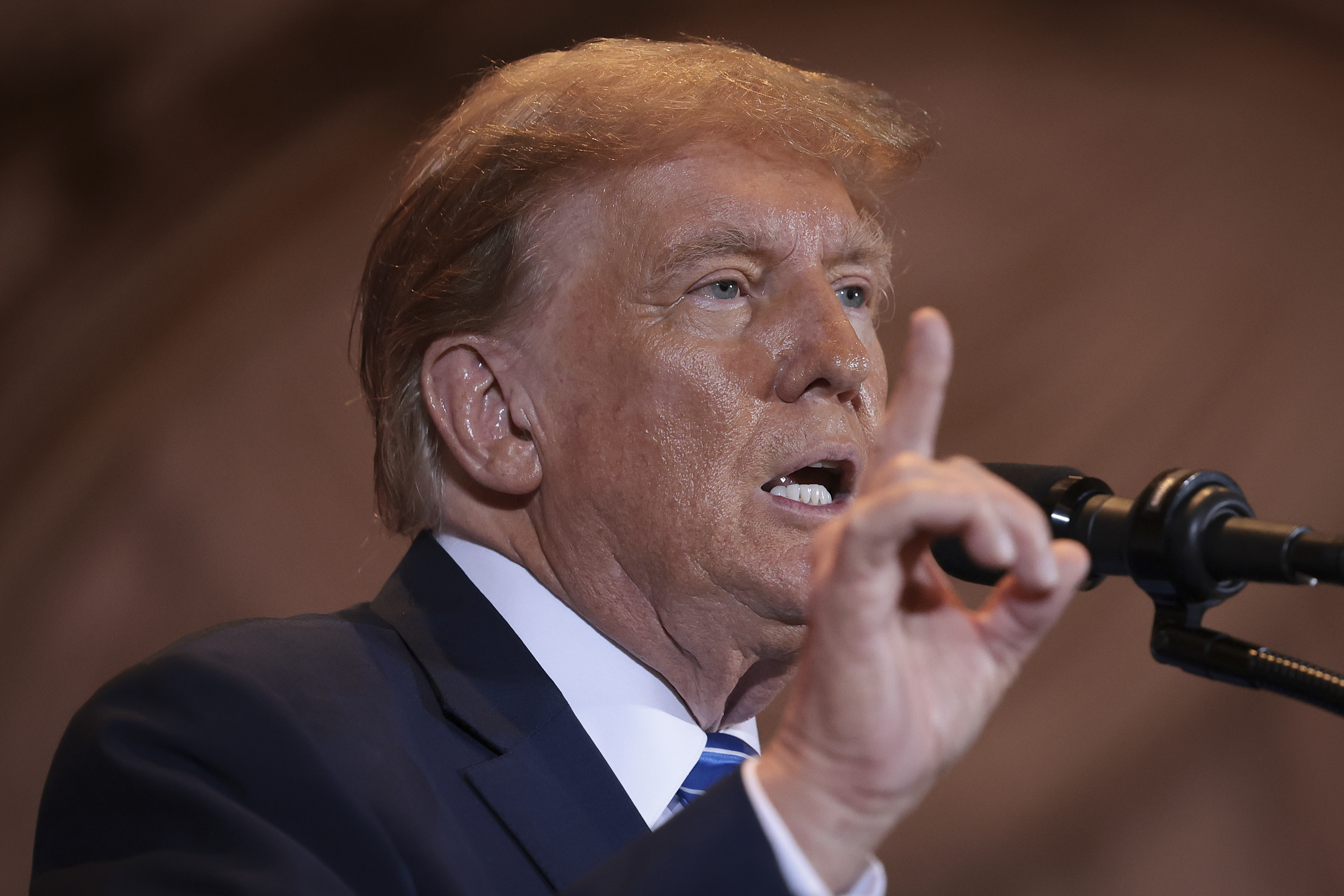 Former Trump Admin Aide Urges Republicans to 'Stop Donating' to the GOP