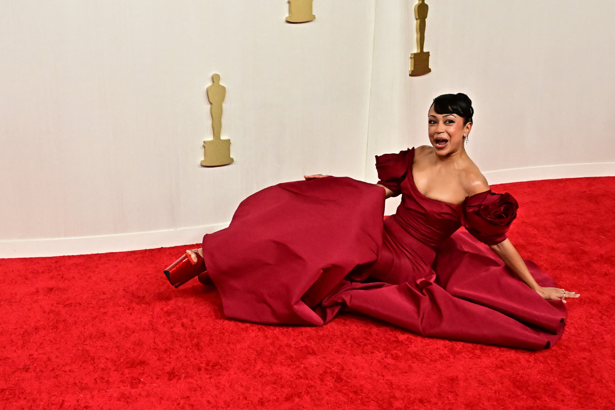 Liza Koshy Reacts After Oscars Red Carpet Fall