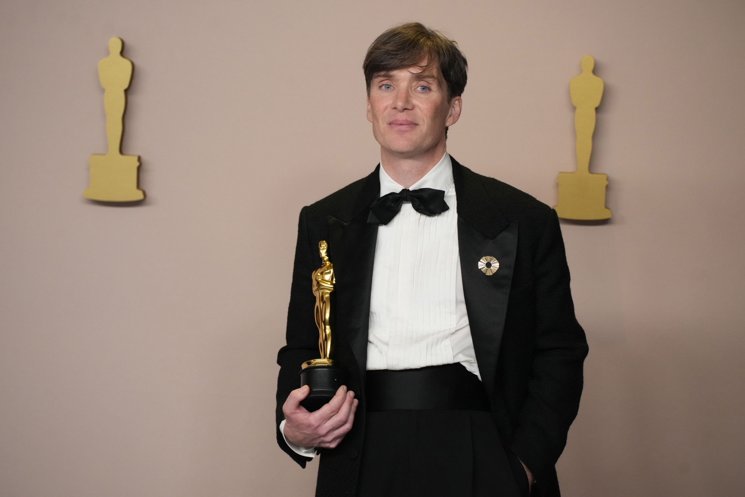 L’ancienne école de Cillian Murphy célèbre sa victoire aux Oscars