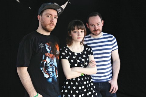 stern-cu0325-chvrches-embed1