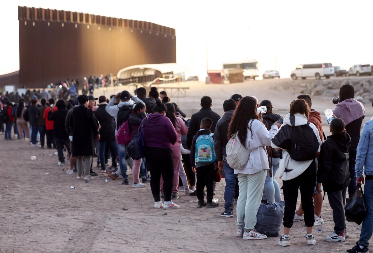 Migrants in Yuma, Arizona