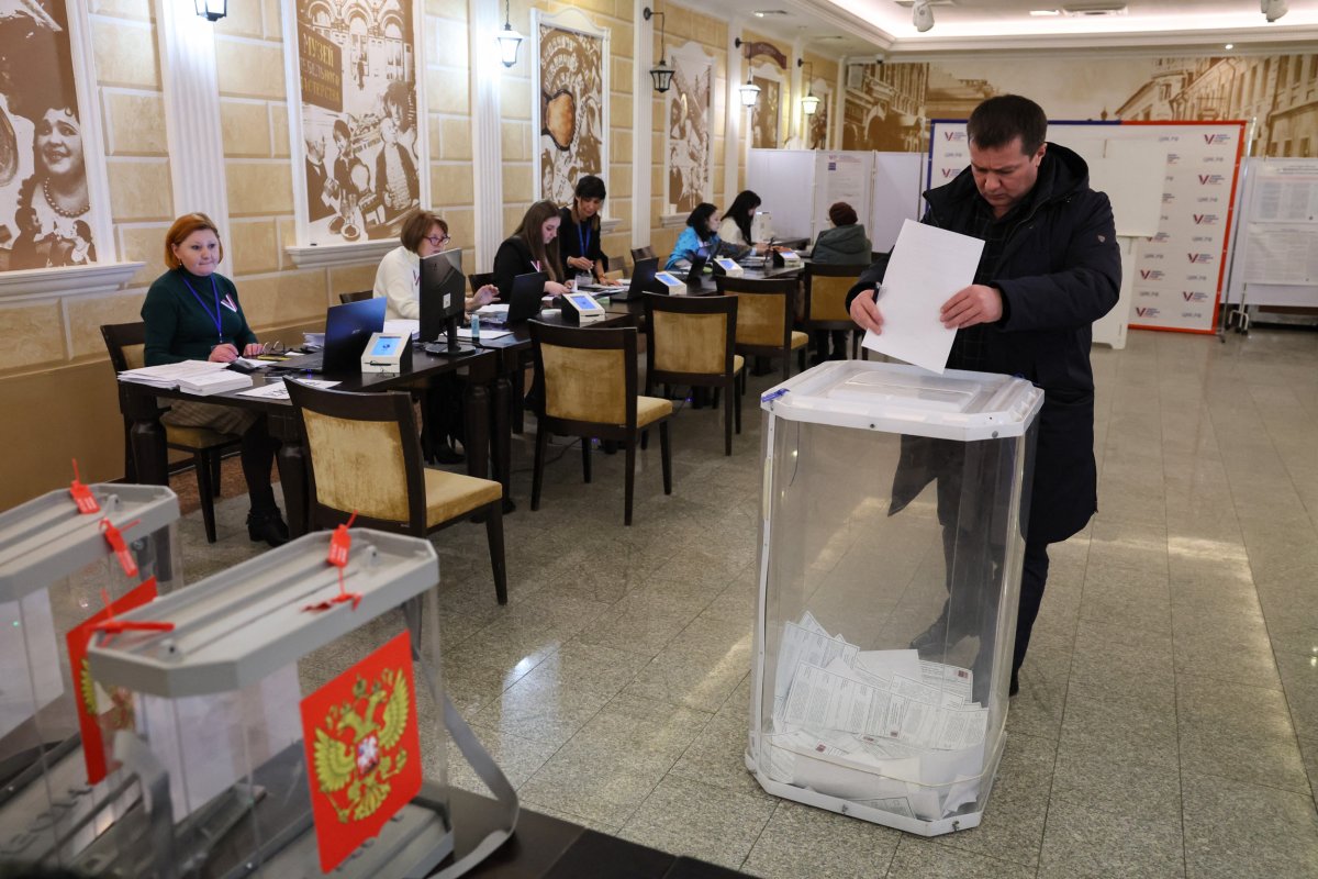 Nga đưa ra các khuyến khích để bỏ phiếu