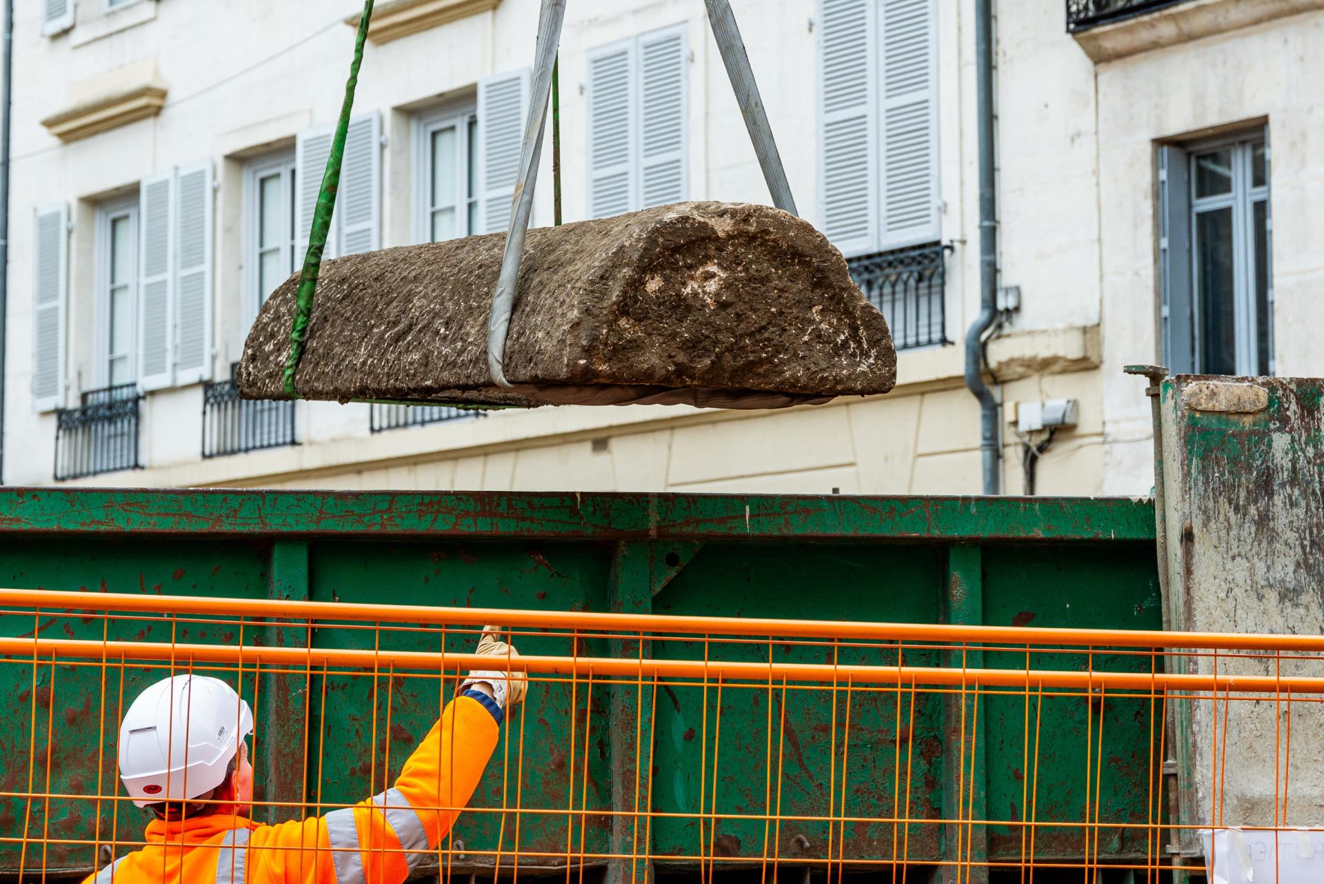 Archaeologists Unearth Early Medieval Stone Coffins From Below City Streets Newsweek 8854