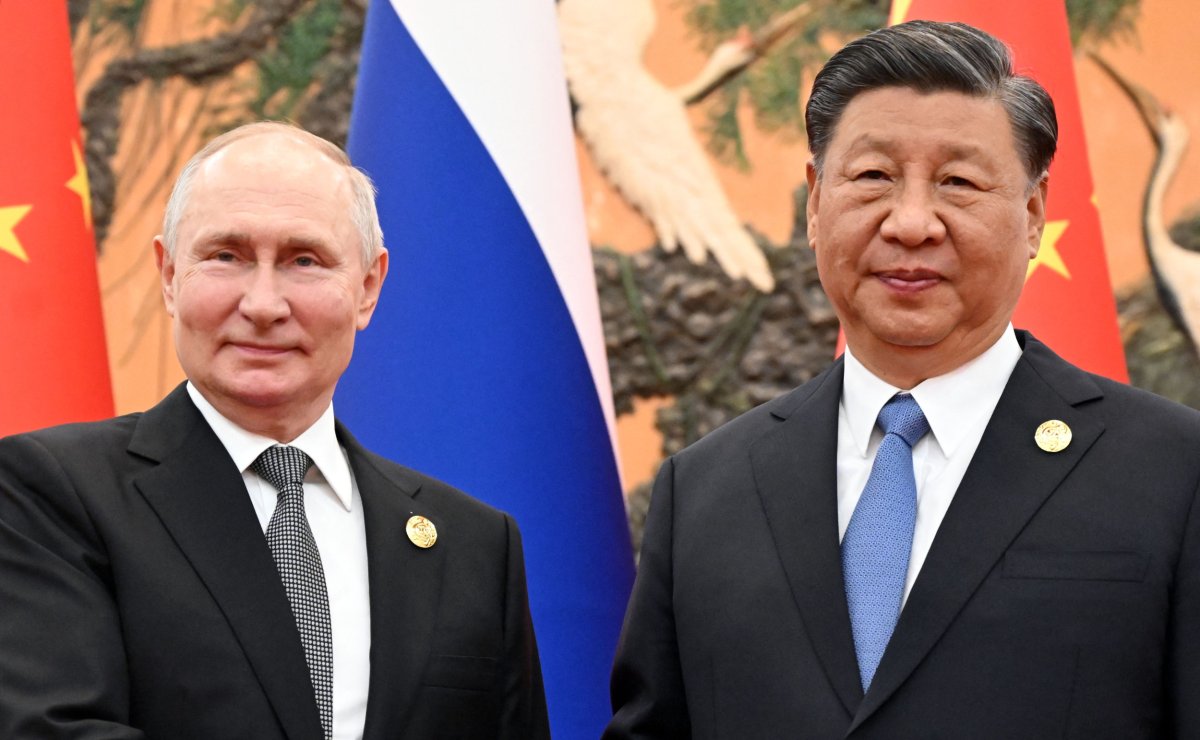 China Tightens Financial Noose Around Russia