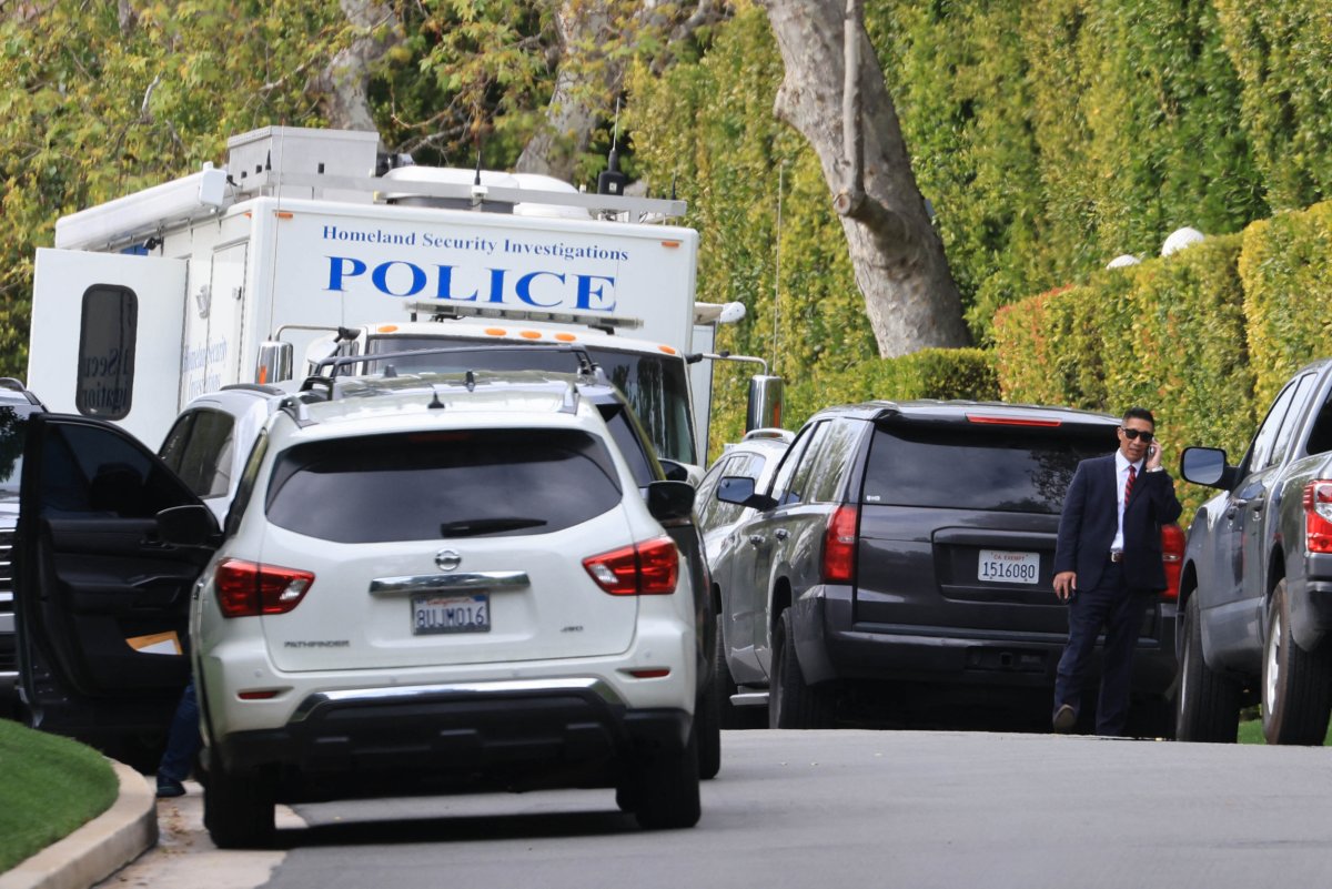 Homeland Security vehicle outside Combs' L.A. home