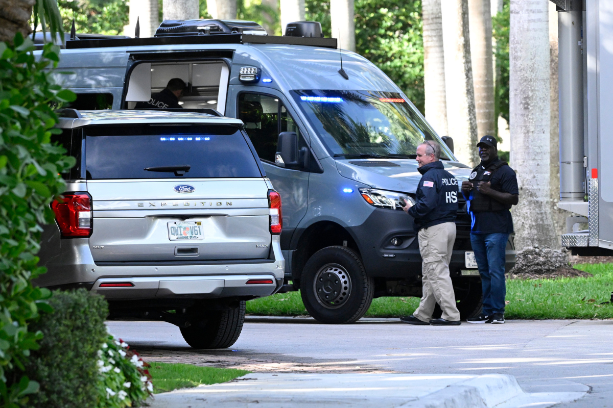 Homeland Security vehicles outside Combs' Miami mansion
