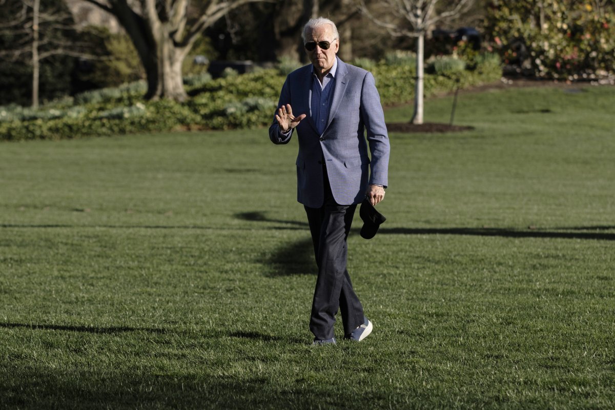 Joe, Biden, walks, on, White, House, lawn