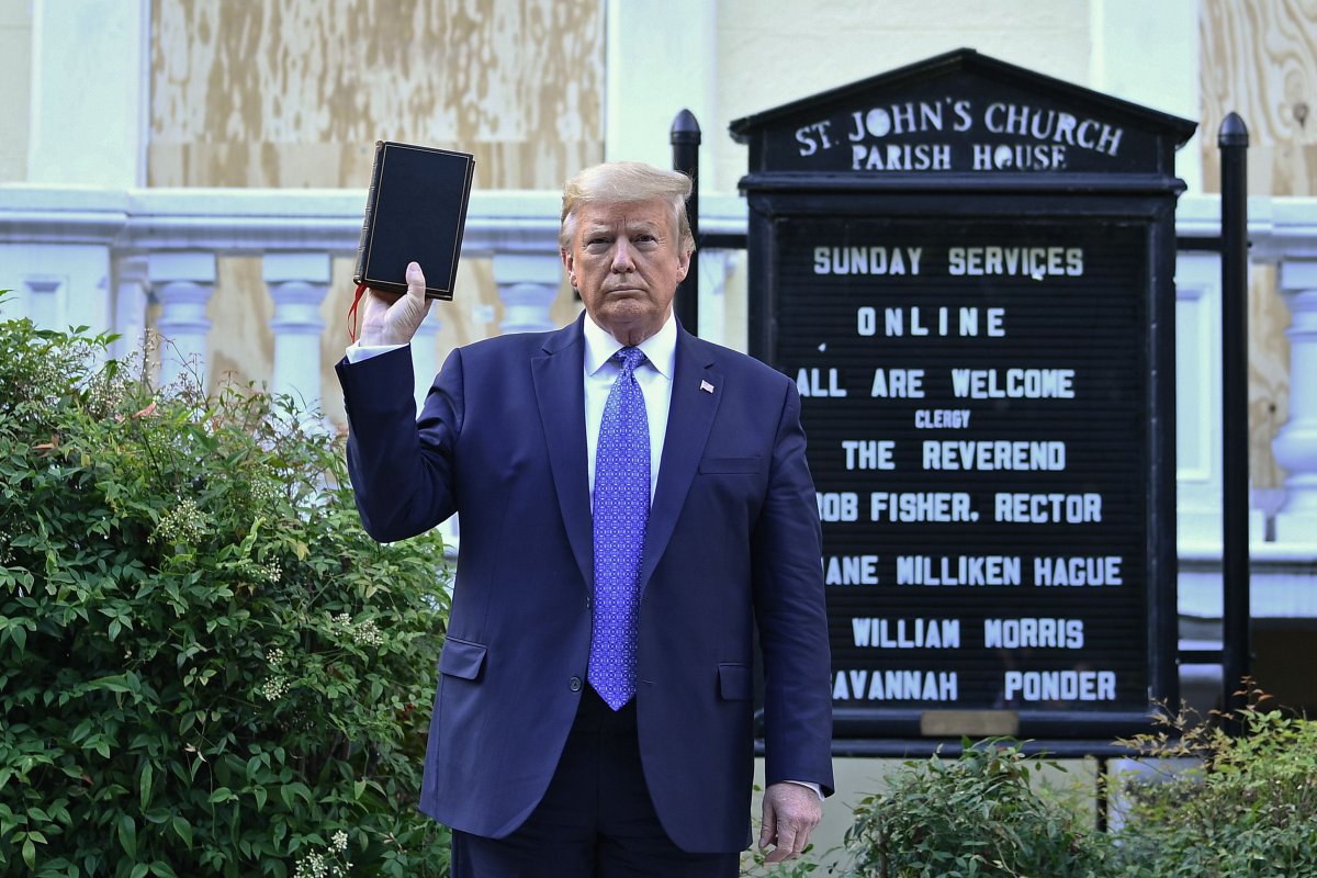 Donald Trump with Bible 