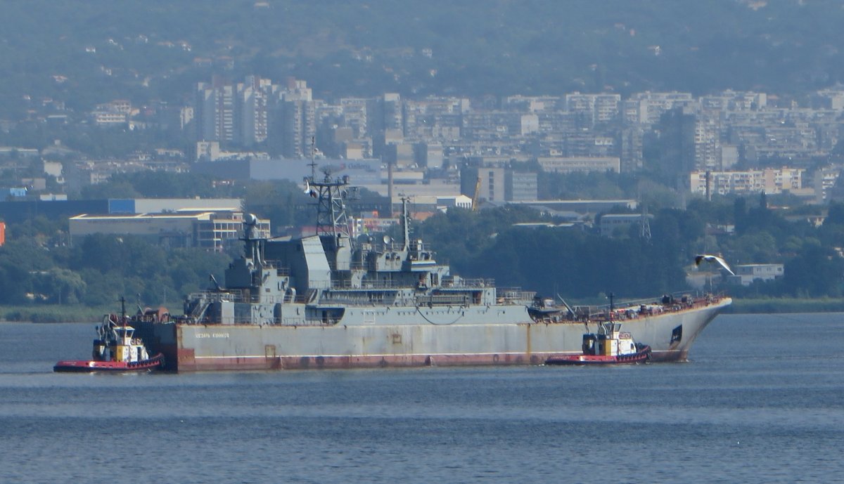 Russian Landing Ship Caesar Kunikov 