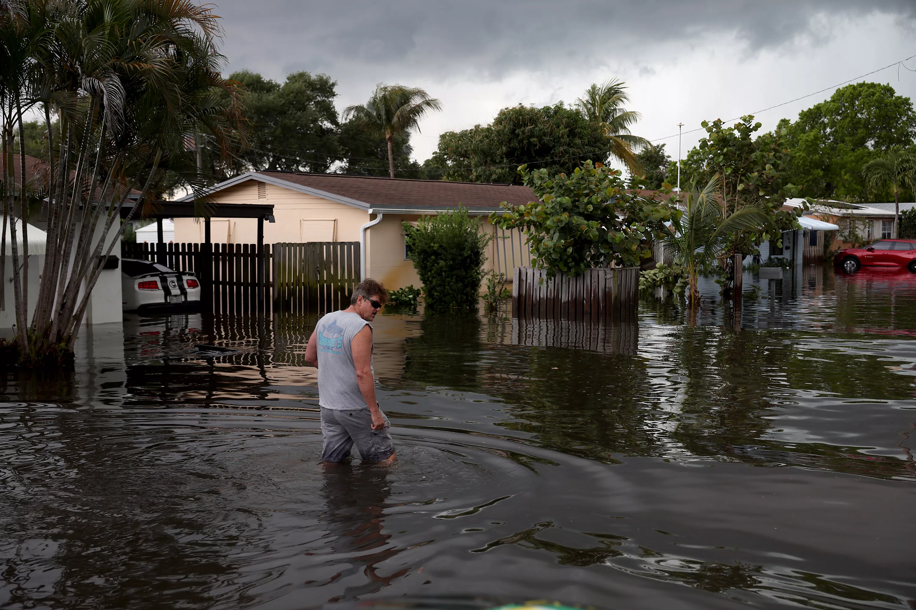 In Florida's Housing Market, Insurance-Free Homes Become Big Selling Point - Vimarsana News