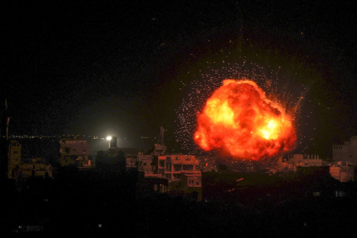 IDF, airstrikes, on, Rafah, in, southern, Gaza