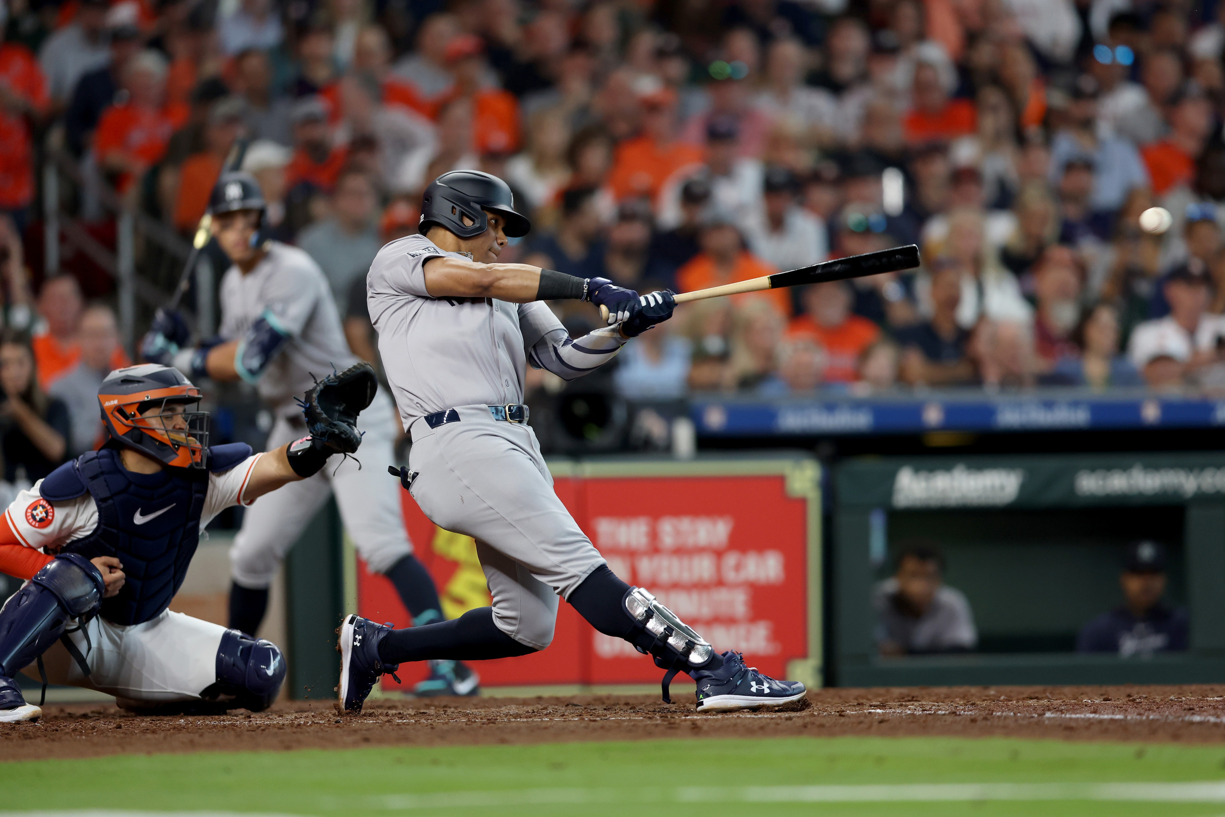 NY Yankees News: Outfielder Dazzles in Opening Day Debut
