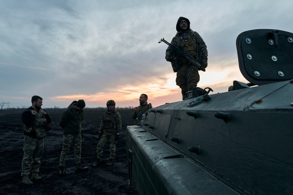 Avdiivka, Soldiers on BMP IFV