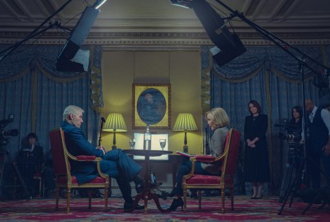 Gillian Anderson in Scoop