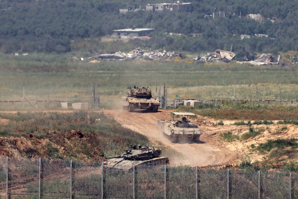 Israeli armor on Gaza Strip border April