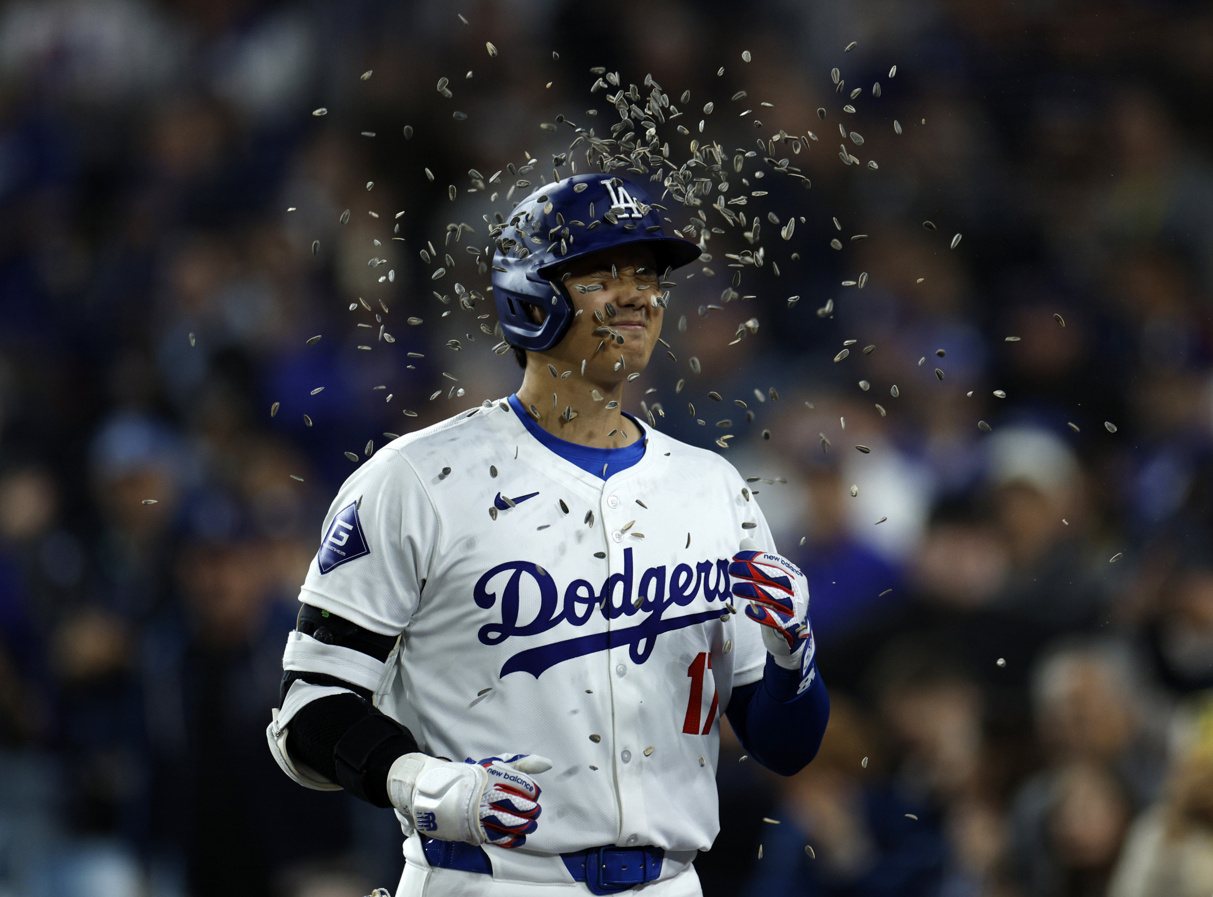 Les Dodgers contactent le fan Ambar Roman après la controverse sur le home run de Shohei Ohtani