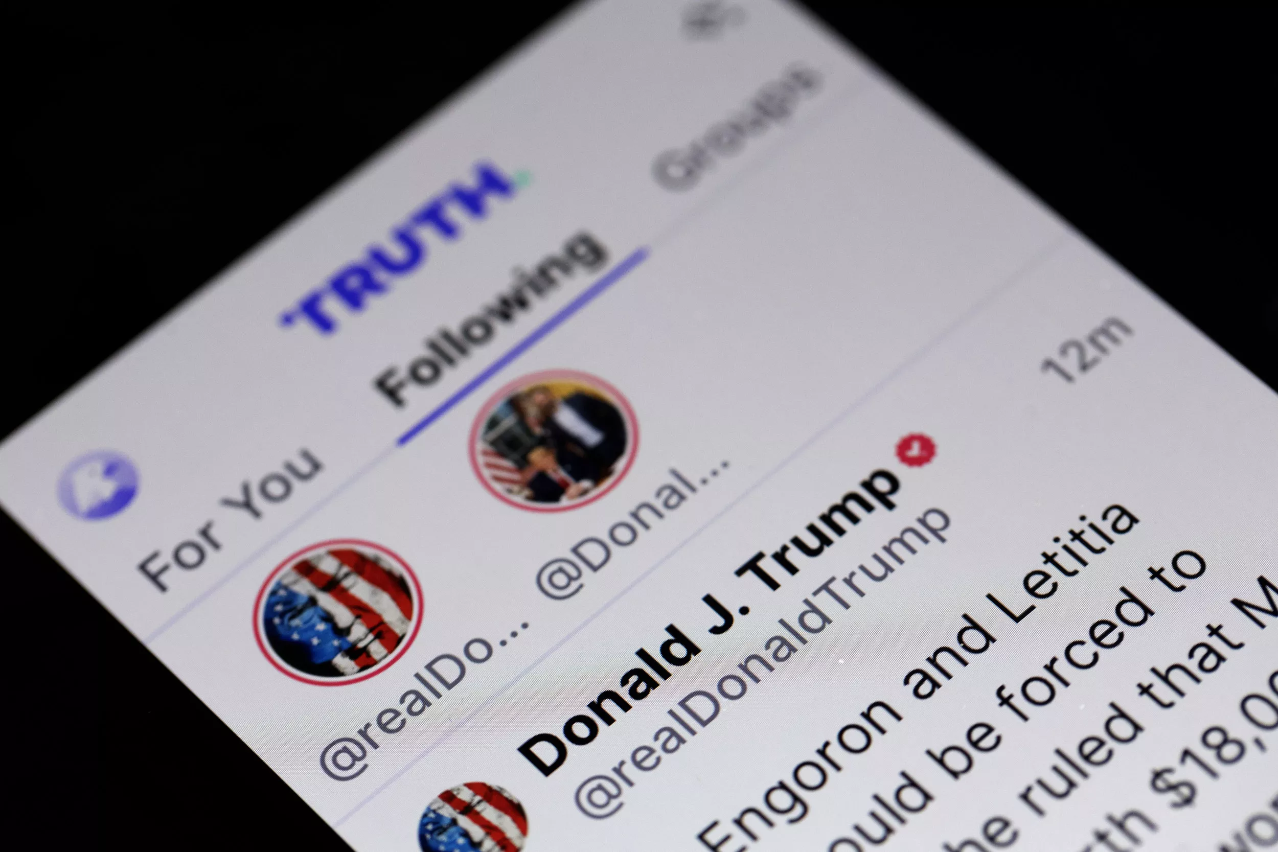 Donald Trump's Truth Social Shows 'Signs of Serious Trouble'—Michael Cohen - Vimarsana News