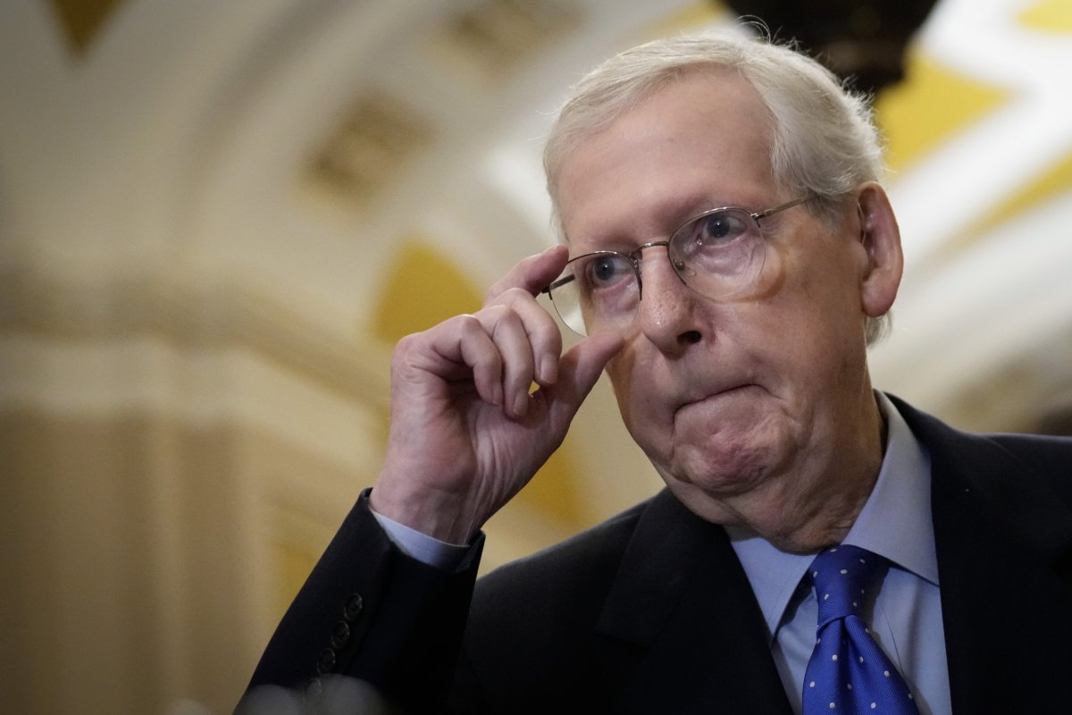 Mitch McConnell booed Marjorie Taylor Greene event