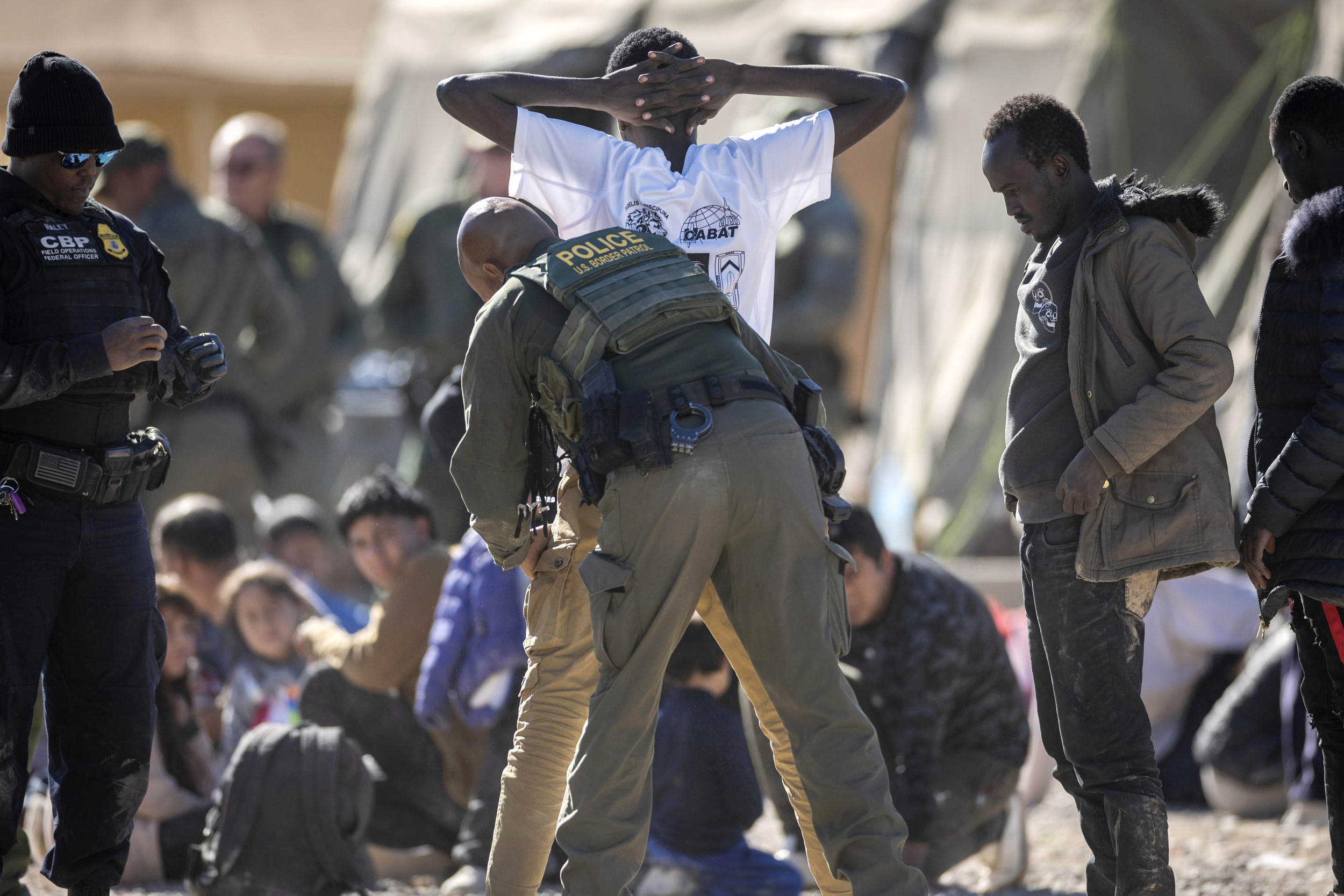 Arizona Migrant Deaths Could Hit 'Unprecedented' Highs - Vimarsana News