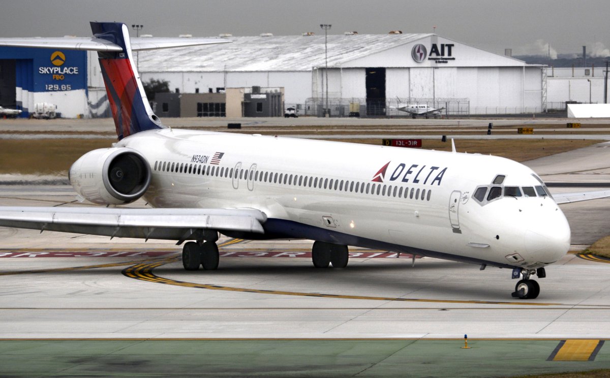 delta airlines incidents
