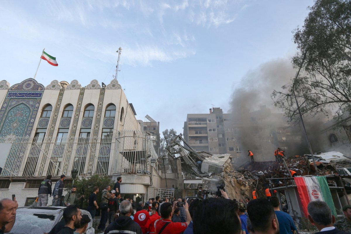 Palestinians, participate, in, military, march, Damascus, Syria