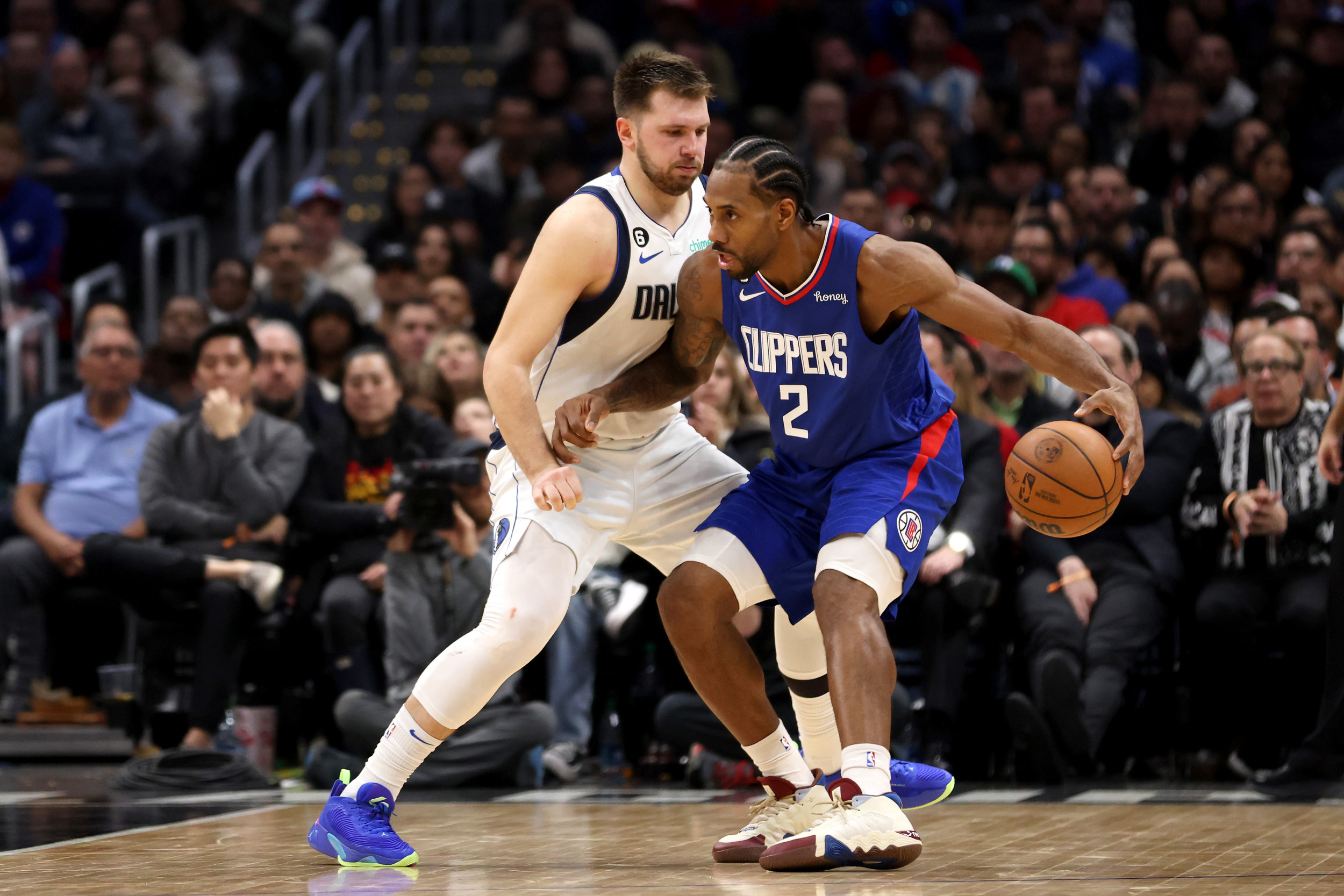 Clippers Reportedly Worried About Kawhi Leonard’s Playoff Status