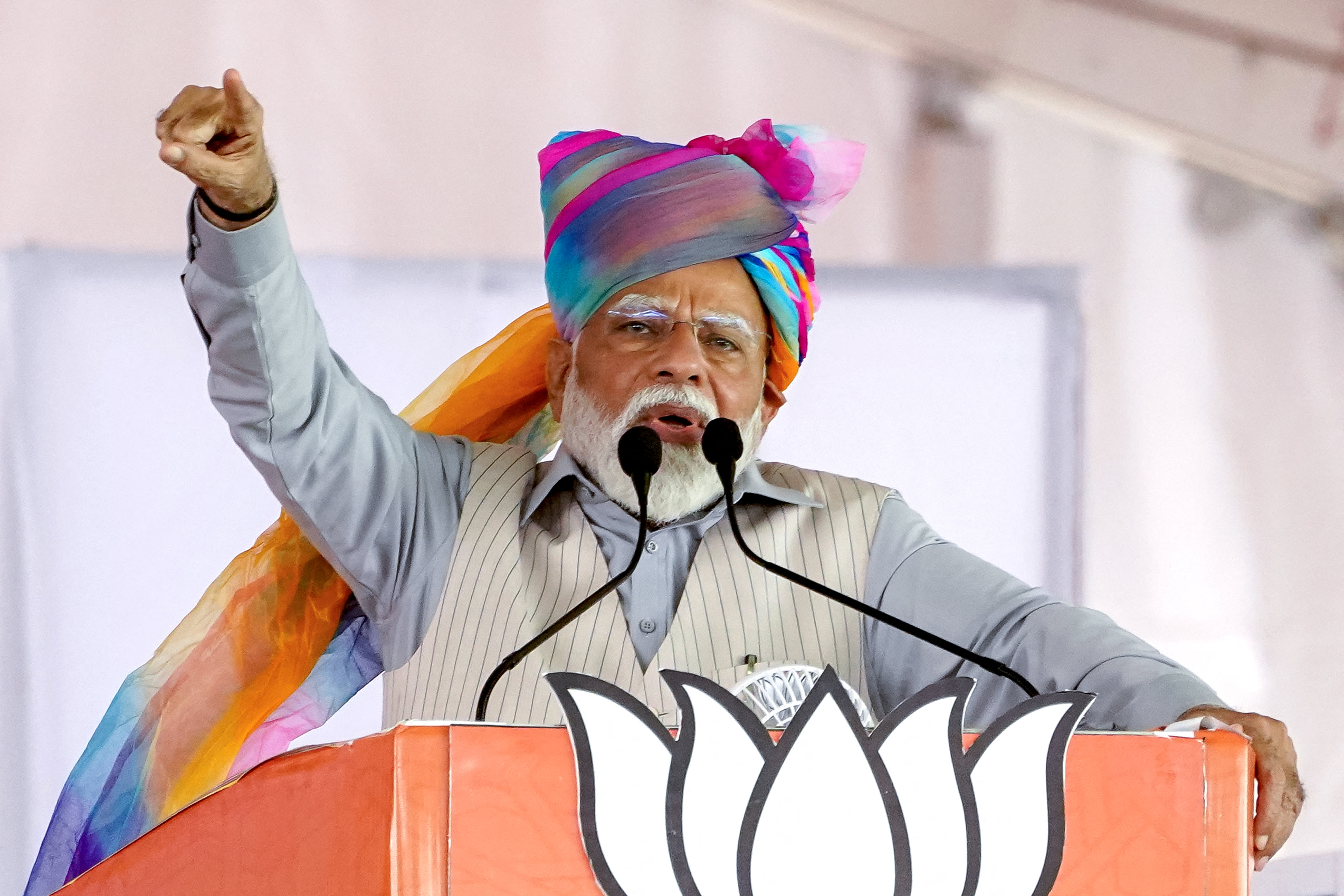 Why Modi dominates his opponents in Indian elections