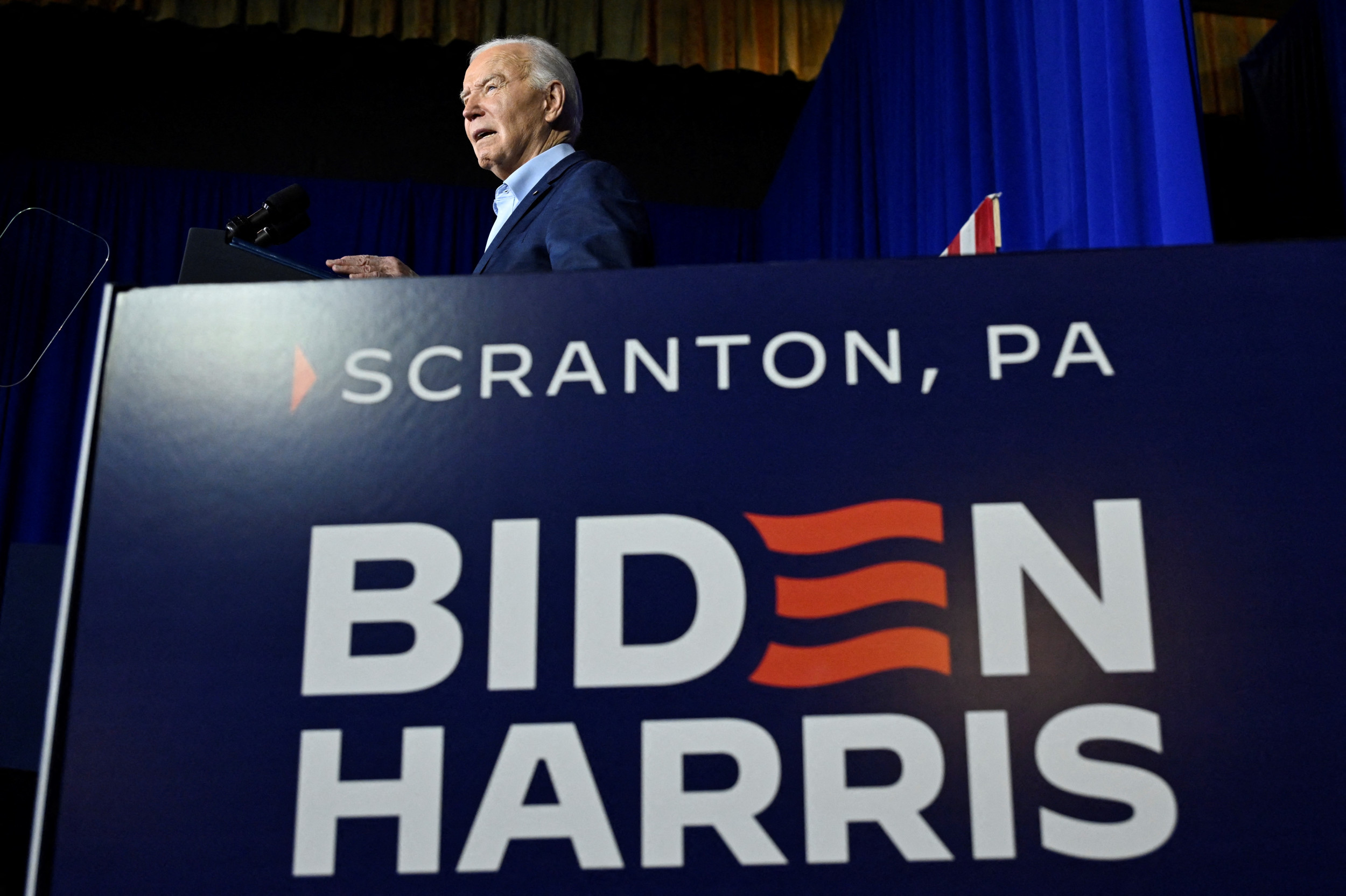 ¿Joe Biden habló ante asientos vacíos en Scranton?  Una foto del evento se vuelve viral