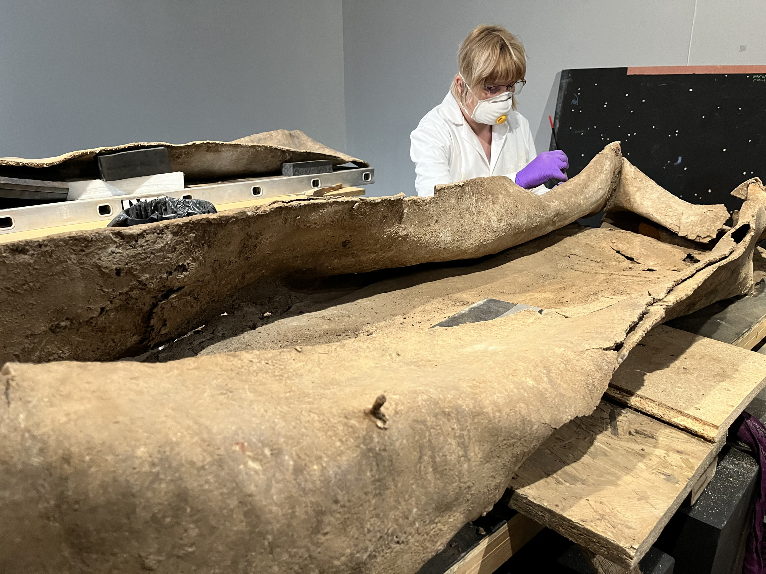 Un cercueil romain en plomb « vraiment unique » contenant les restes d’un enfant
