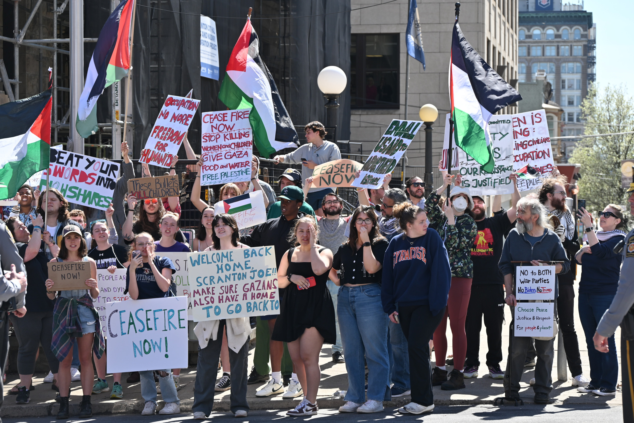 Anti-Israel Protesters Confused About Meaning of ‘Ceasefire’