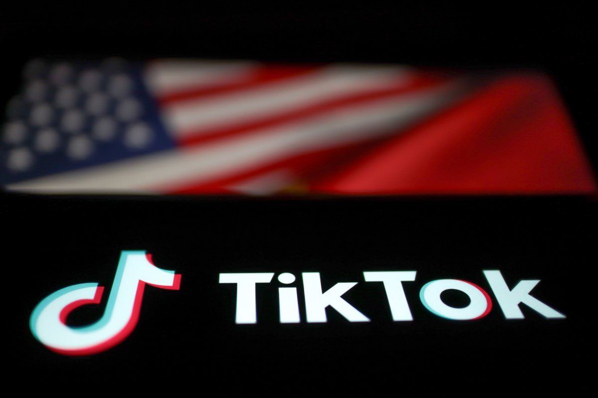 TikTok logo with U.S. and Chinese flags