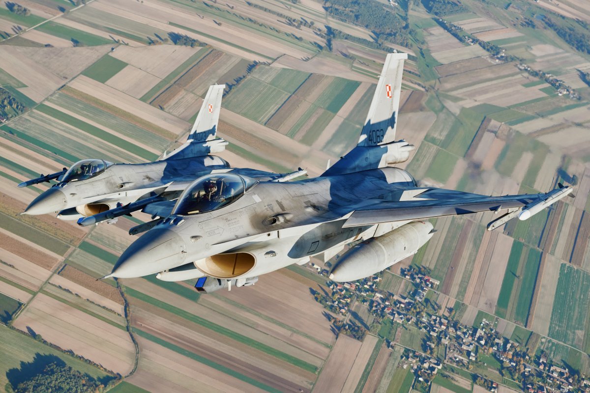 Fighter jets Poland