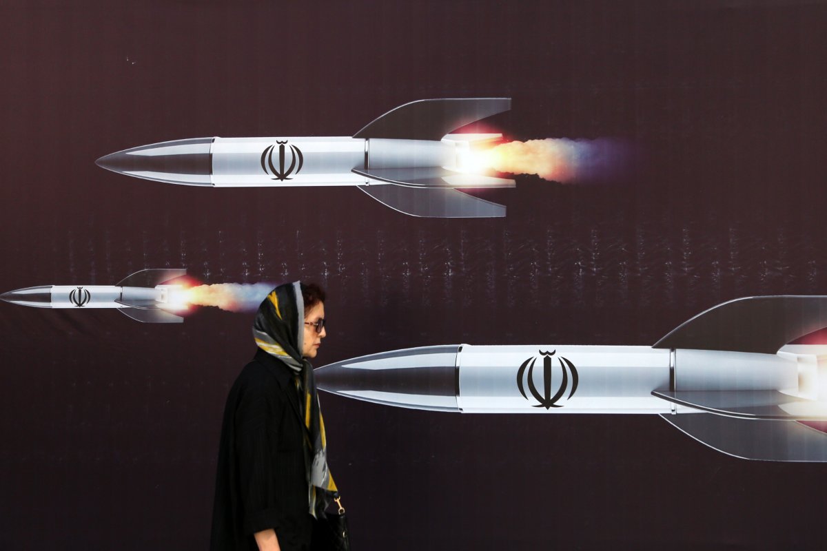 Graphic of Iranian missiles in Tehran April
