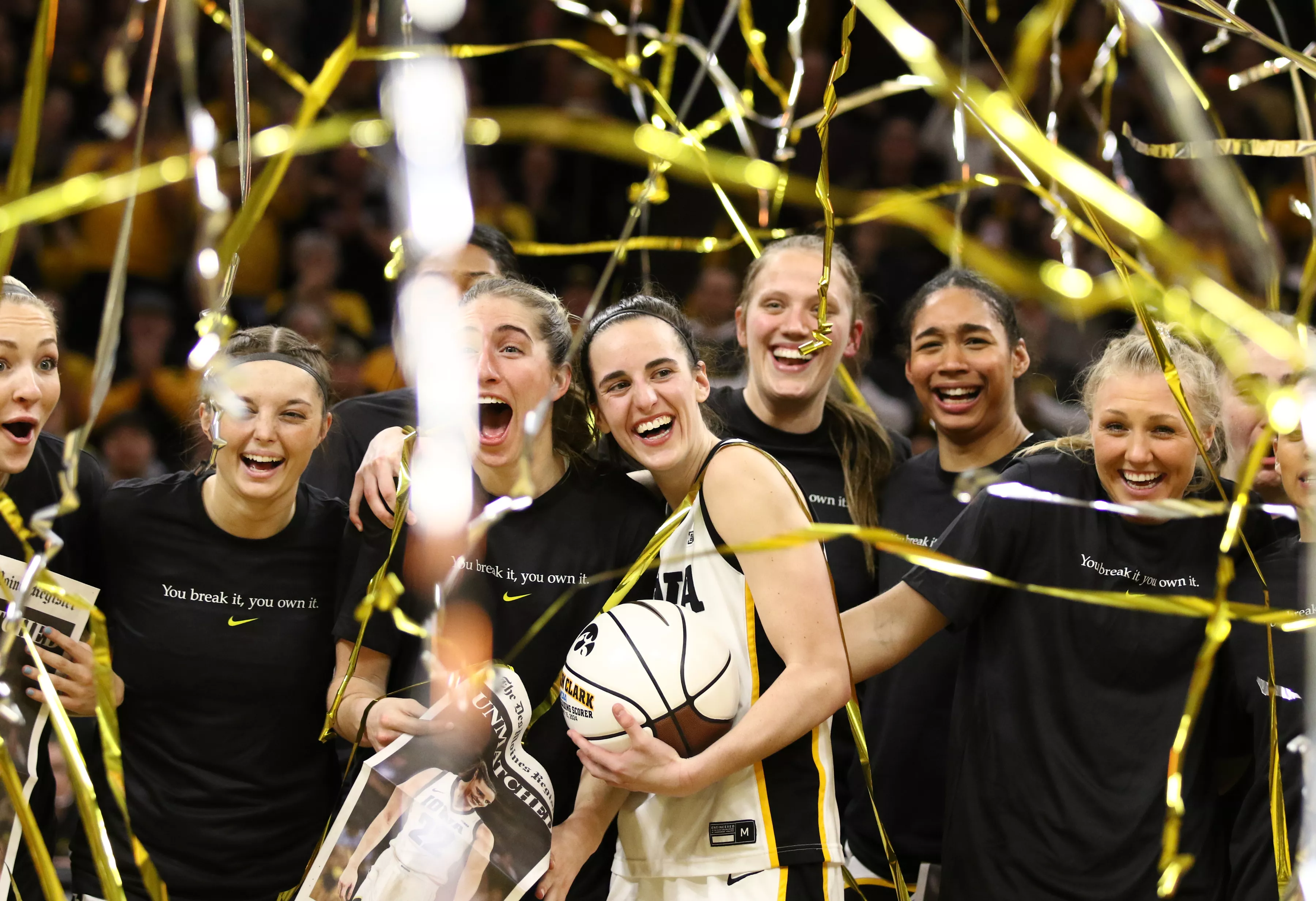 Caitlin Clark Labeled 'Women's Steph Curry' by NBA Superstar Luka Doncic - Vimarsana News